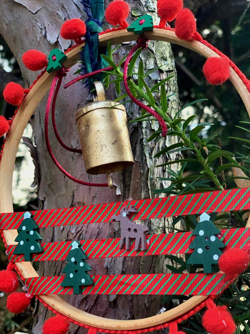 Ring that bell reindeer