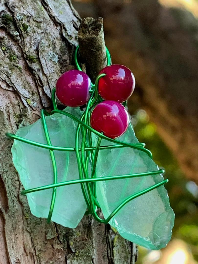 Kiss me under a mistletoe