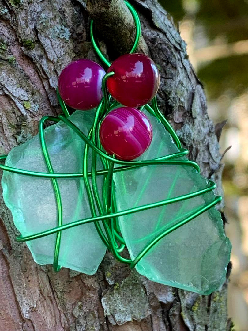 Kiss me under a mistletoe